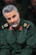 Ayse22Tc's tweet photo. #Libyadan gelen İranlı General Kasım Süleymani 10 arkadaşıyla beraber ABD tarafından ve Turumpun emriyle yapılan suikastle ABD helikopteri tarafından vurularak katledildi, Amerika her zaman yaptığı KALLEŞLİĞİ yaptı. https://t.co/9xErlAZbZQ