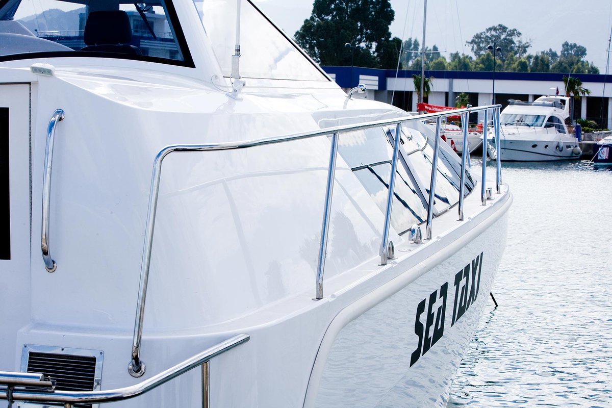 YourBoat's tweet photo. Sea Taxi 35 watercraft provides fast and safe cruising for passengers and help them to arrive their destination directly. In addition, it is ideal for personalized uses. #seataxi #boats #boat #speedboat #speedboats info: https://t.co/N2JGhP8fbl https://t.co/2vMlBYMLFg