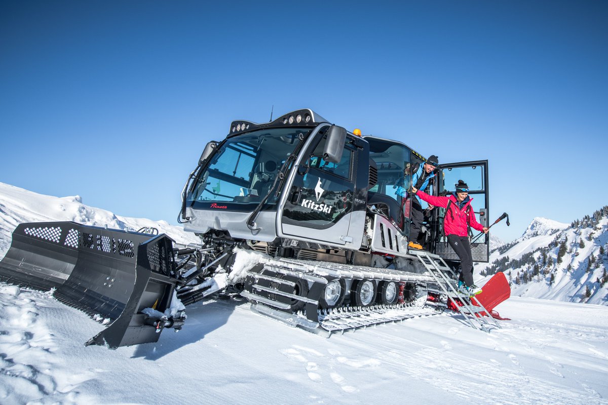 Have you ever heard of a snowcat? SHUTTLE SERVICE TO THE OFF-PISTE SKI TOUR AND TO YOUR SNOW DREAMS.
kitzski.at/en/skiarea-tyr… #kitzbühel #kitzlifestyle #kitzski 👏