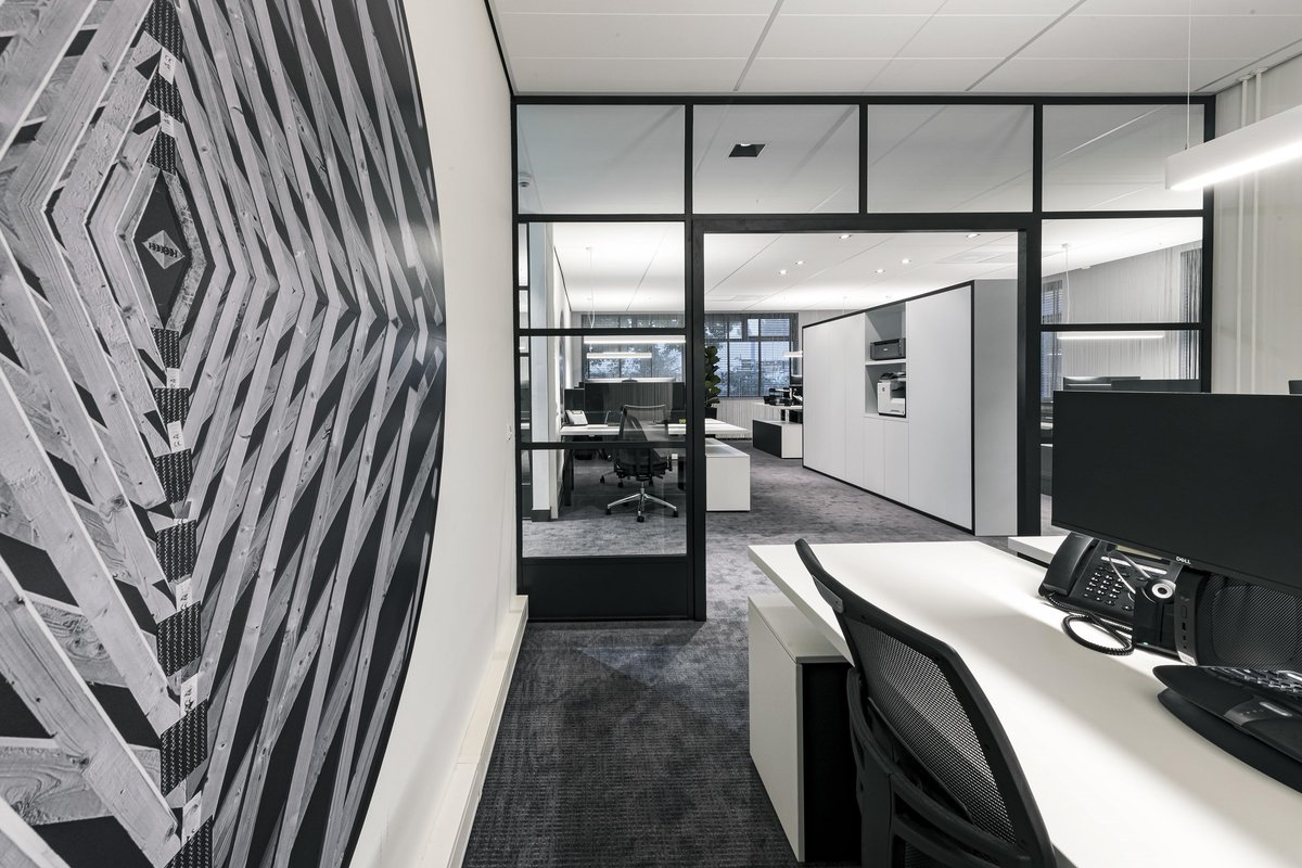 Wederom een mooi project mogen opleveren. Dit keer in Lelystad.
#Kantoorinrichting #tevredenklant
roodbeen.nl/asf-fischer/