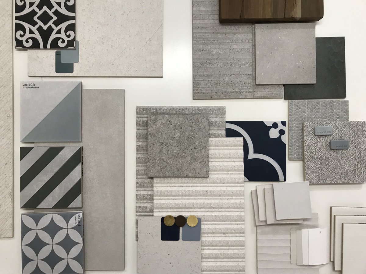 A global coastal mood board with a hint of gold for today's  #flatlayfriday!

#whitepebbleinteriors
#yourforeverhome
#interiordesigner
#interiordesignerinmelbourne
#fridayflatlay