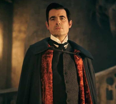 hiddickington's tweet photo. one of them has style and flair, creates an atmosphere, and radiates an unspeakable amount of intense sexual energy, the other is bbc dracula https://t.co/KRClEx1UbA