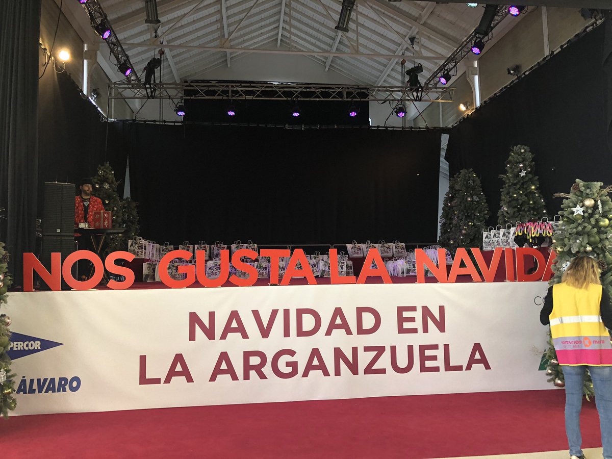 Ya esta todo preparado para recibir a los niños y niñas y entregarles los juguetes recogidos en la II quedada solidaridad ningún niño sin juguete de <a href="/AD_MAPOMA/">MAPOMA</a> . Muchas gracias a los runners solidarios y al área de igualdad y bienestar social del <a href="/MADRID/">Ayuntamiento Madrid</a> por su colaboración.