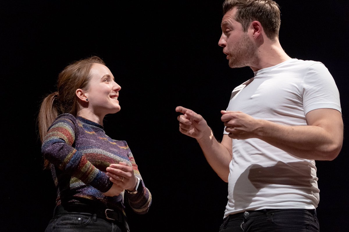 Photos taken from our set at the Barcelona Improv Festival last November. What joy what larks ❤️Thank you Riccardo Salamanna for the 📸 and <a href="/BarcelonaImprov/">BiG</a> for organising 💫