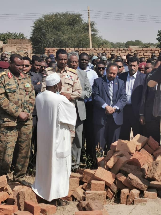SudanPMHamdok's tweet photo. Our country has lost some of its finest people during the tragic crash of a military-aeroplane near El-Genina yesterday. 
Among them were officers, soliders, members of the judiciary system and civilians. My sincere condolences to the families of the deceased. https://t.co/bZQu0erPfi