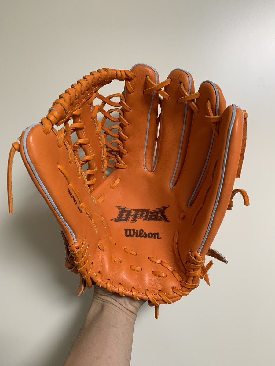 riki_maezawa's tweet photo. ⚾️前沢力お年玉企画⚾️

いつも応援頂いているみなさんに感謝の気持ちを込めてプレゼント企画！

・ウイルソン外野用グラブ
・MAEZAWAアパレルサイト内からどれか1点
https://t.co/dZji3eOVFm

このツイートをRT、アカウントをフォローが応募条件です👍

当選者にはDMします。期限は1/5 22時まで！ https://t.co/Jh3pN6itzz
