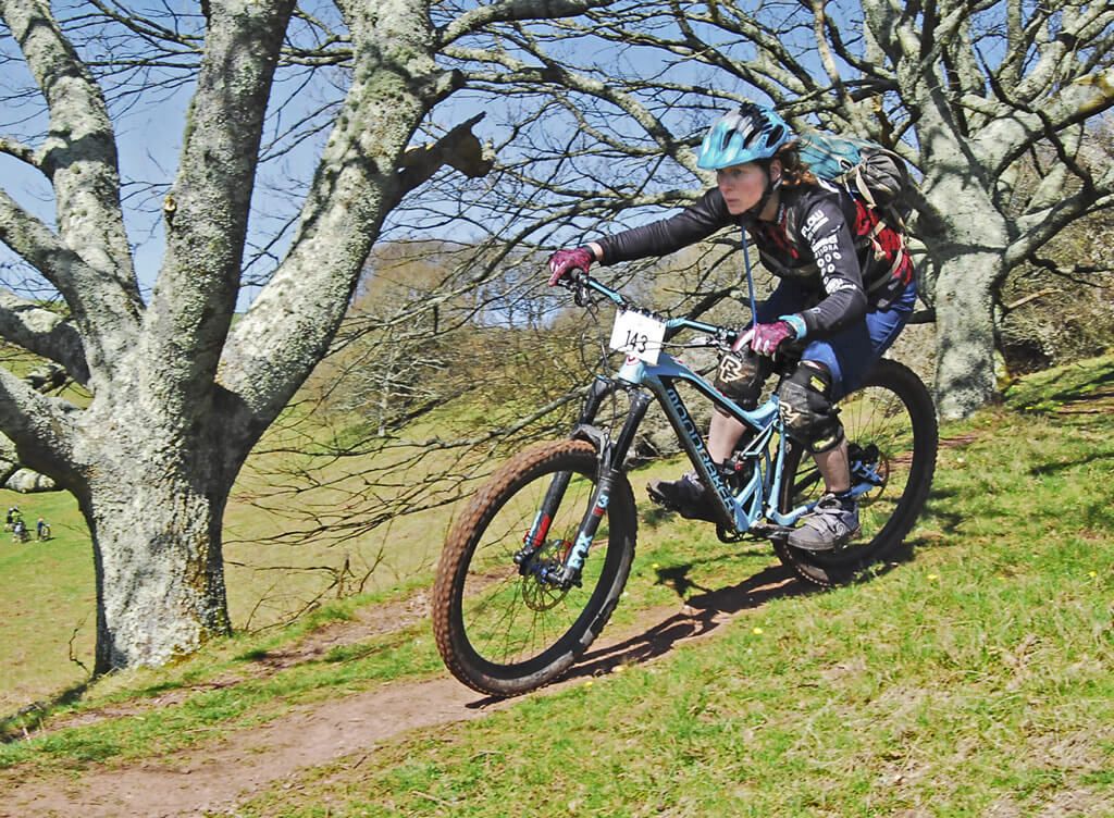 flowmtbapparel tweet media