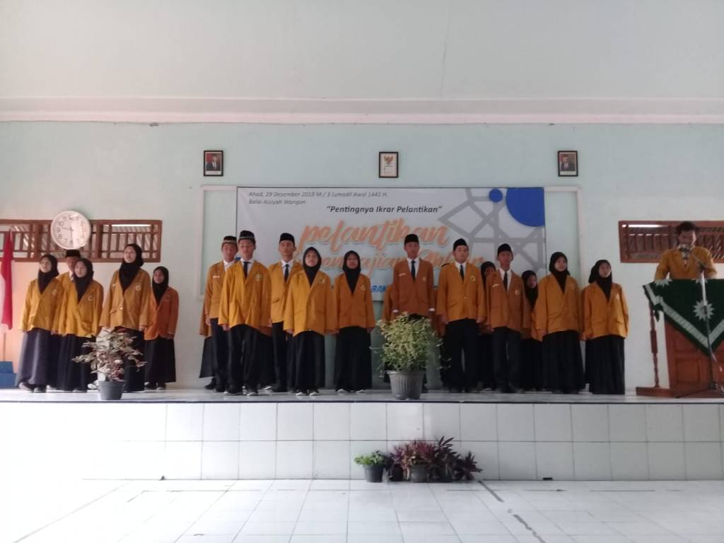 ipmbanyumas's tweet photo. Pelantikan dan Pengajian Pimpinan Cabang Ikatan Pelajar Muhammadiyah Wangon https://t.co/yrJdlBEeUs https://t.co/Sfq9UdDfo5