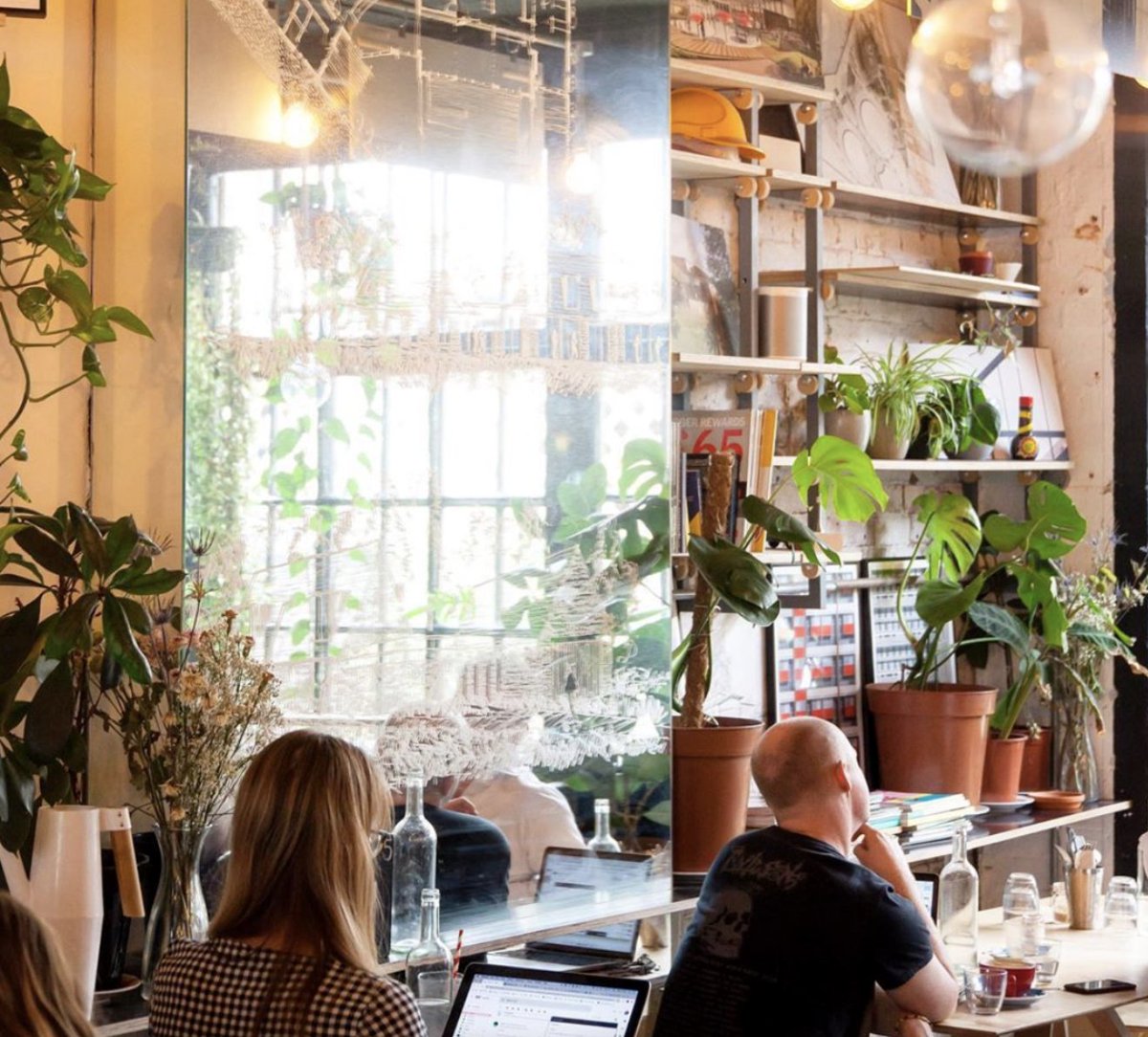 TheCommonE2's tweet image. Our door is open and we're looking forward to sharing 2020 with all of you. Happy New Year Bethnal Green!🎉 ☕ 🥘 #bethnalgreen