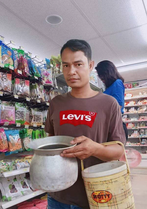 ビニール袋が廃止になったタイwwwみなさん、工夫されたエコバックでお買い物www