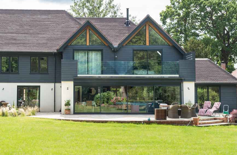 Do you know the difference between PVCu and Aluminium windows? Have a read of our blog to weigh up the pros and cons evolutionwindows.com/blog/advice-ar…