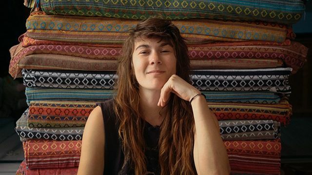 We met Freya in the holy city of Pushkar in India, where she goes every year to produce her brand of clothing. She is a self described traveller and free spirit, who tries to create her own rules for living a life of freedom and creativity. We followed h… ift.tt/36k5MmZ