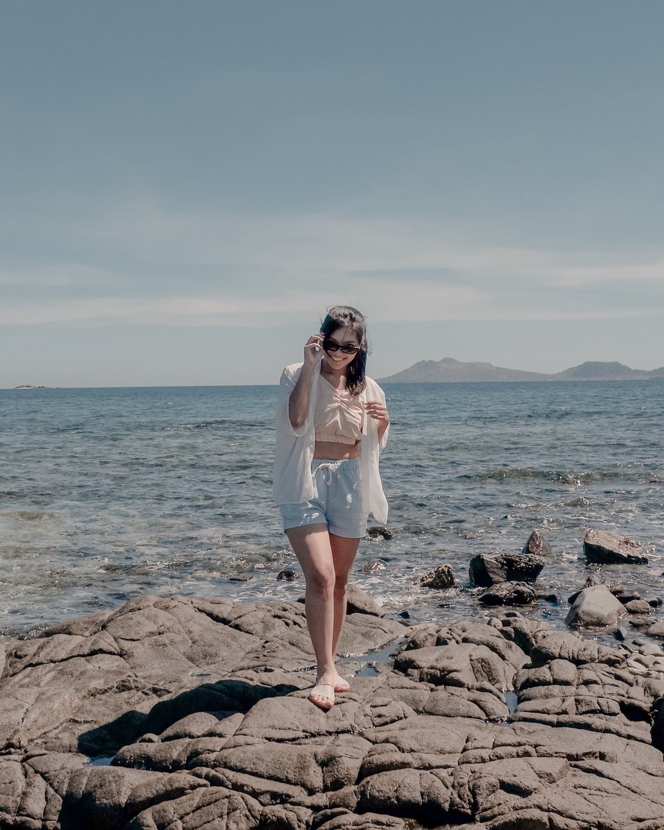 cci_arceo's tweet photo. 𝗠𝗔𝗥𝗖𝗛 𝟮𝟬𝟭𝟵: Traveled around Iloilo and Boracay. Traveling from Iloilo to Boracay is no joke, the travel distance and the change of buses was really exhausting that I slept most of my days in Boracay. This also is the longest time I've traveled within the Philippines. https://t.co/lzqssMdvYe