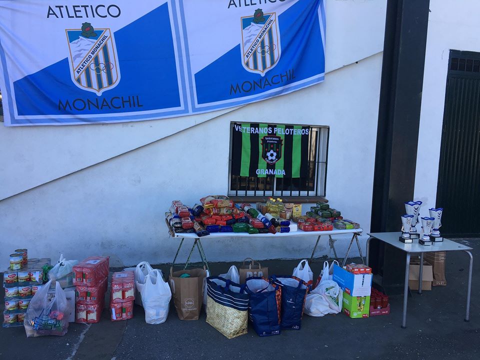 FEAFV's tweet photo. I Torneo Solidario de Navidad «Ciudad de la Alhambra» con la participación de los #Veteranos del @CDEstepona
➡️ https://t.co/FWr5vzQK9k
#triangularsolidario #Futbolbenefico #futboldeveteranos
#CDEsteponaVeteranos #AsociaciónMiembroFEAFV
@esteponatv https://t.co/zspE0ylB0E