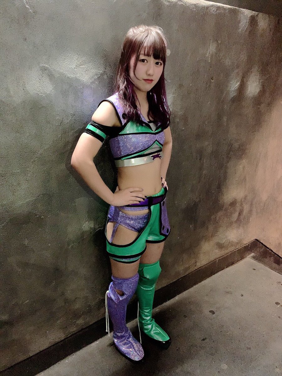 東京女子プロレス 汐凛セナのプロフィール Sena Shiori 身長 160センチ 生年月日 01年8月11日 18歳 出身地 神奈川県 もともと大日本プロレスのファン 当時から知り合いだった乃蒼ヒカリがプロレスラーとなったことに憧れ東京女子プロレス入門