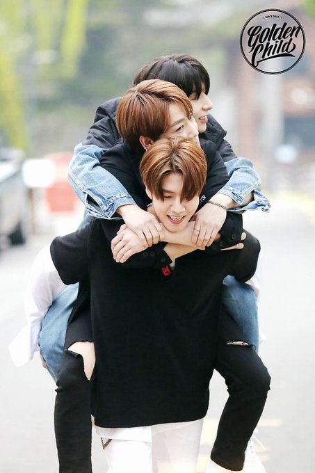 No skin exposure but can you feel the muscles Daeyeol holds?