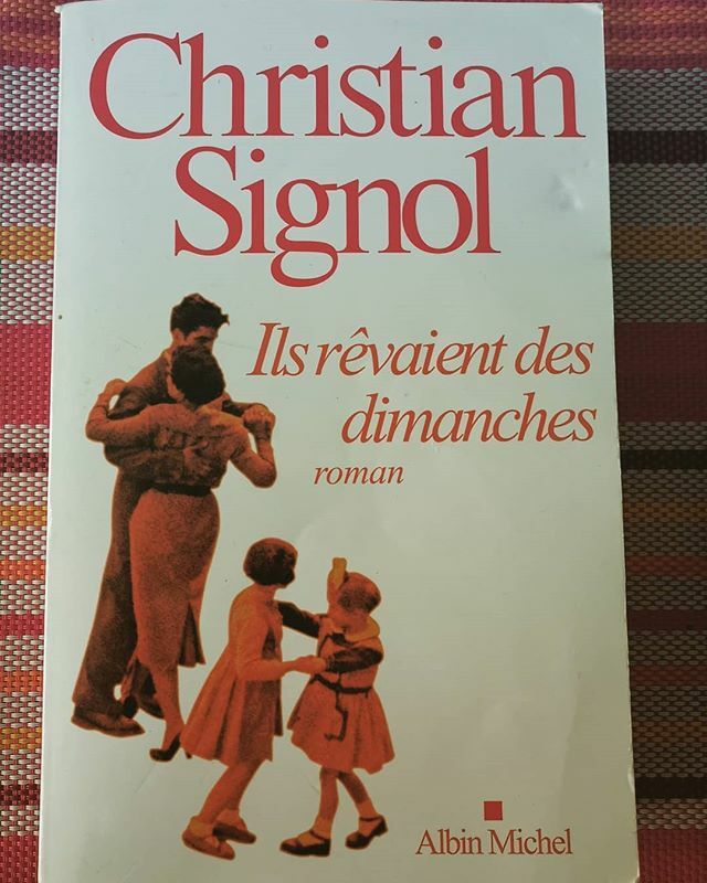 sudiste78's tweet photo. #VendrediLecture avec #ChristianSignol et l'histoire de sa famille maternelle... #histoirefamiliale #généalogie #générations #lecture #livres #lectriceinvétérée #bookstagram #books #livre #livrestagram #addictreading #roman https://t.co/KHiftaRncX https://t.co/tz3hJS9hxZ