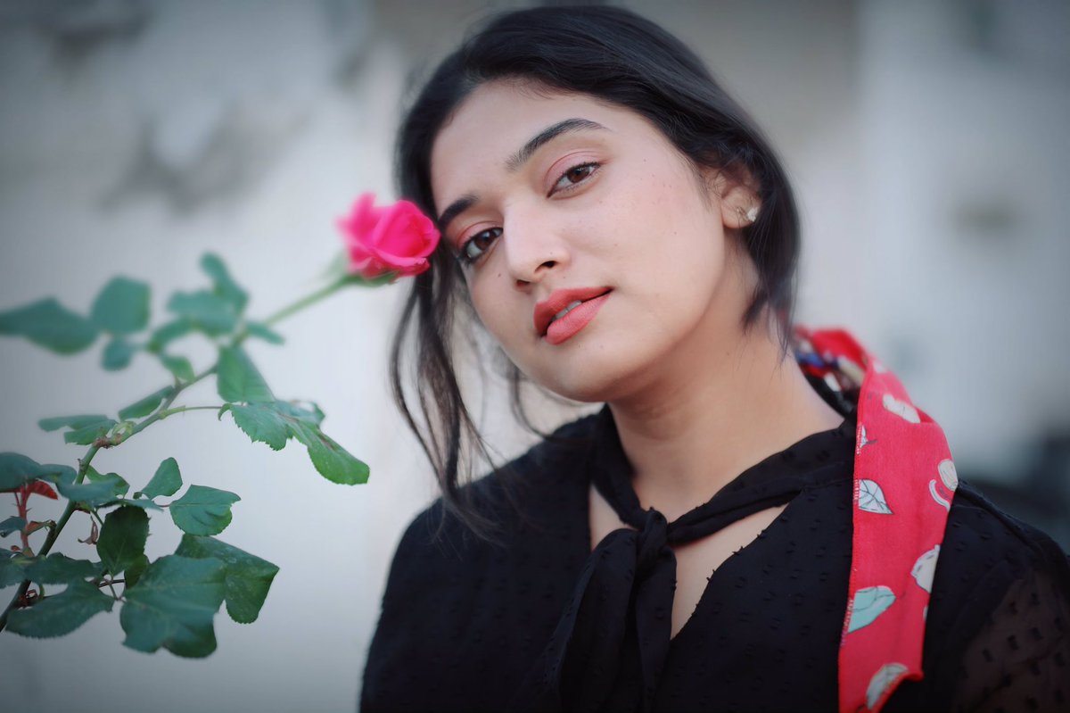priyankathimme1's tweet photo. Belated Wish u happy new year 🥳 #2020 #twitteragain #newtome #TrendingNow https://t.co/DC5mZ2nErN