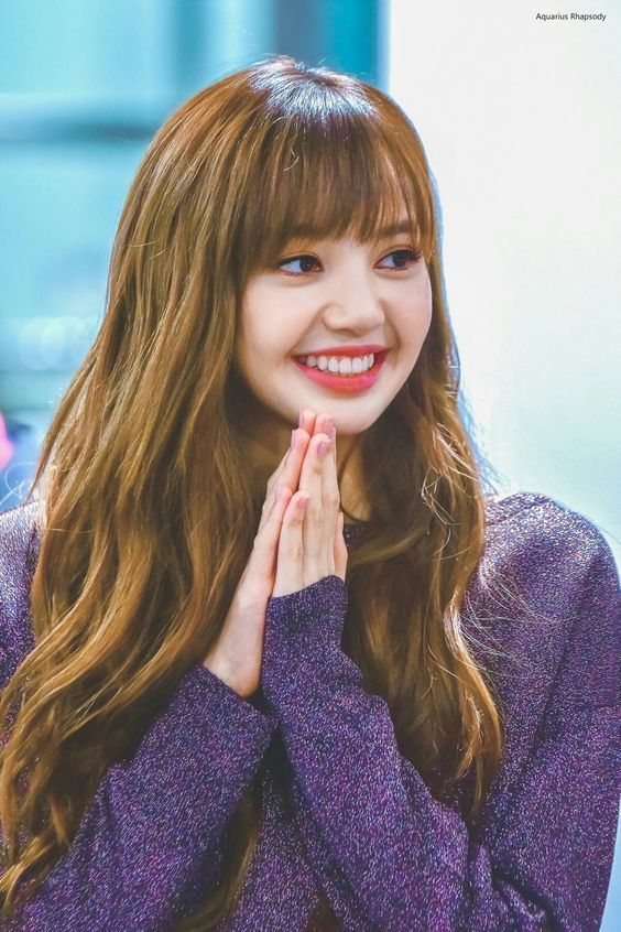 lmd460AxcS4hIU4's tweet photo. นี้คือคนไทยที่ดังงงมากเเม่ โอ้!!พระเจ้า #LISOO #LISA_CLOSET #LISA #lisa28mparty #LISAMANOBAN #LalisaManoban lizz https://t.co/IVXcq0puKr