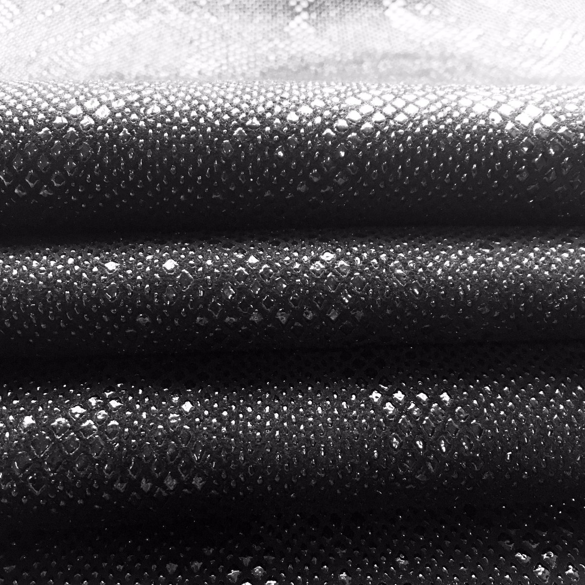 Azulara's tweet photo. ππmetallic snakeskin is a fashion must-have for 2020ππ #forwardfashion #forwardthinking #metallic #snakeskin #leather #leatherette #azulara https://t.co/H91x5N3WK4