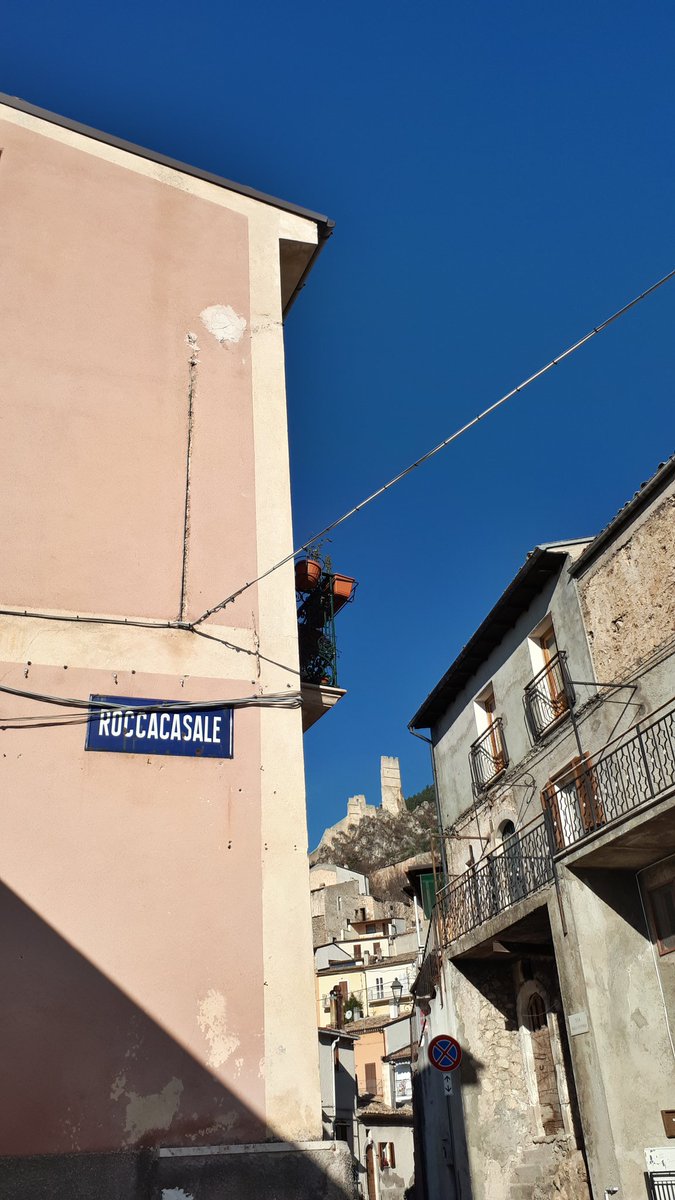 SubitoTonno's tweet photo. #oggi #3gennaio #roccacasale #abruzzo #silenzio #bellezza https://t.co/jIW9TDPPkR