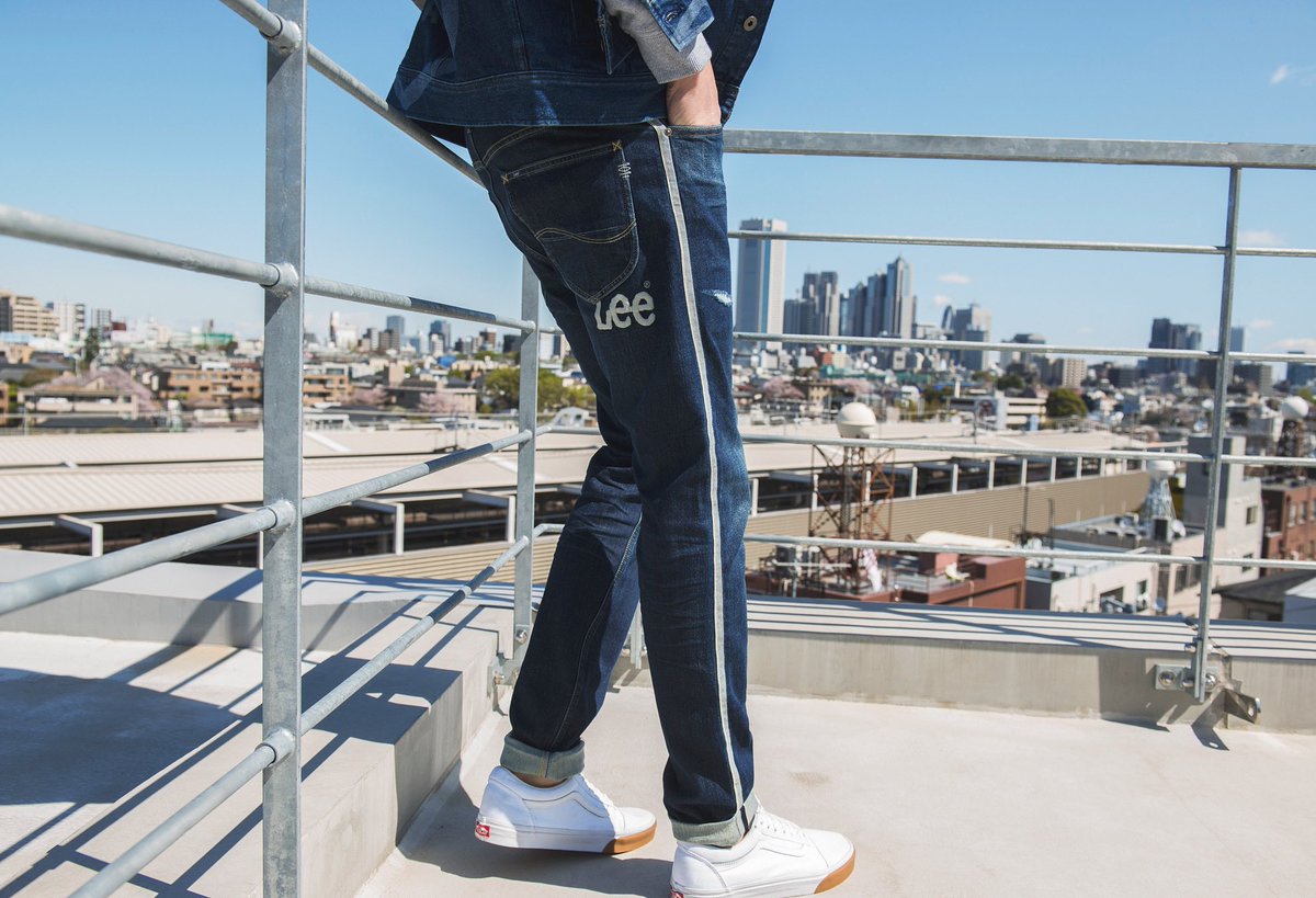 leejeansphil's tweet photo. It’s a new decade filled with new adventures, discoveries and opportunities. Take the step forward and make it your year! #Lee101Plus #MoveYourLee #LeeJeansPH https://t.co/VGQ2ehLNyg
