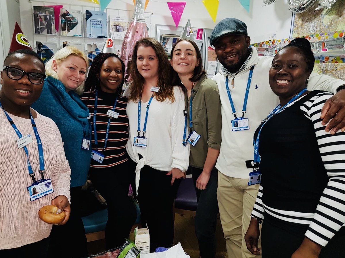 Stef_MHNurse's tweet photo. Deborah has been on Lotus for almost 3yrs & today is her last day. She has been an incredible nurse & an incredible Deputy manager. It has been so lovely watching her grow & develop & we wish her all the very best in her new band 7 role. @SWLSTG #Lotusassessmentsuite #nursesgrow https://t.co/ROe4UtV110