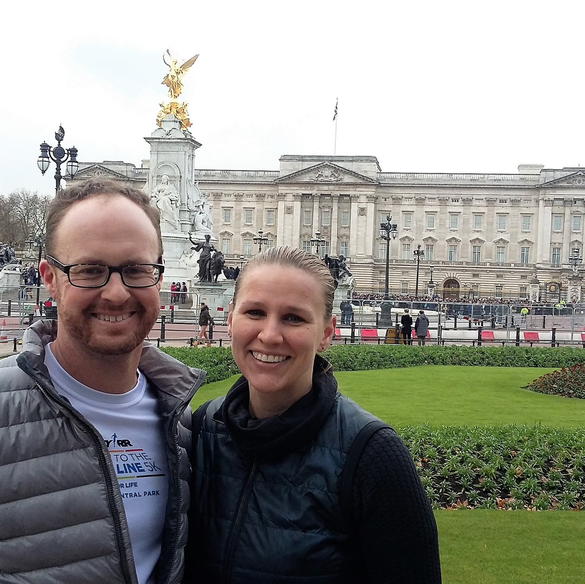 Buckingham Palace is one of our guests' favourite photo stops! On our sightrunning tours our guides give plenty of fun facts. Buckingham Palace features 775 rooms. Of these rooms, 188 are staff bedrooms, 92 offices, 78 bathrooms, 52 royal and guest bedrooms, and 19 state rooms.
