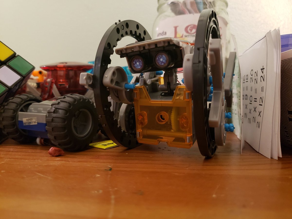 waywardstrategy's tweet photo. My oldest son loves building things and thinks he might want to be a robotics engineer. ๐ #robotitcs https://t.co/1HhF3CJ24C