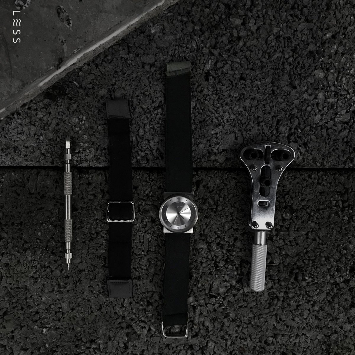 less_watches's tweet image. Recycling never looked so cool.
Join the journey in giving new life to old wetsuits

#upcycledbrand #recycleddesign #watchdesign