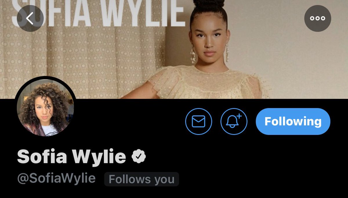 whiteflowcrs's tweet photo. OK WHAT. 🥺🥰 https://t.co/cTAq0zuNpX