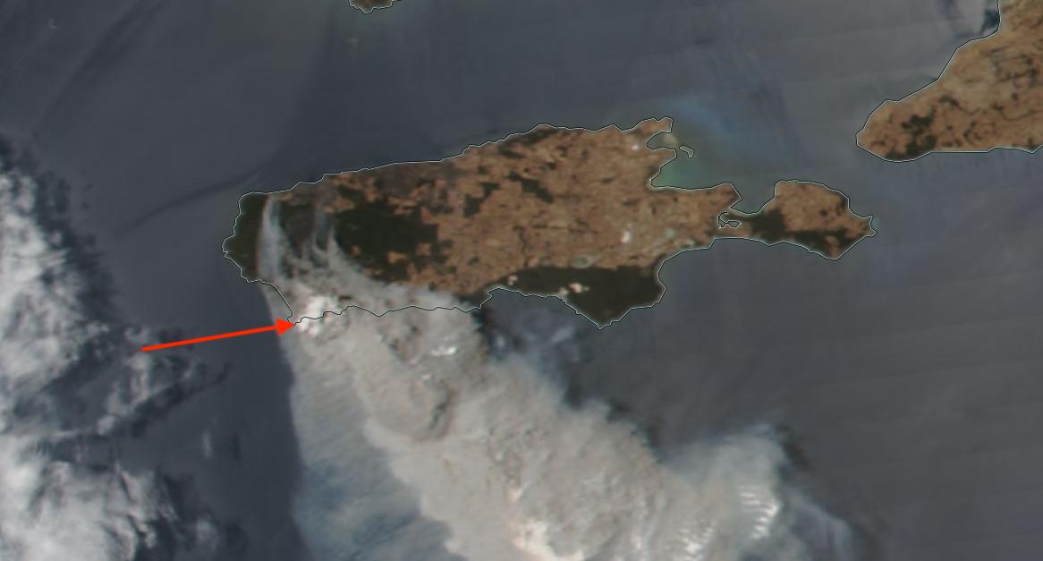 WildlandFirefig's tweet image. #SABurshfires Imagen del satélite Suomi NPP de hace creo unas 6-8 horas. Es Kangaroo Island. Lo que señala la flecha es un posible pirocúmulo #PyroCb