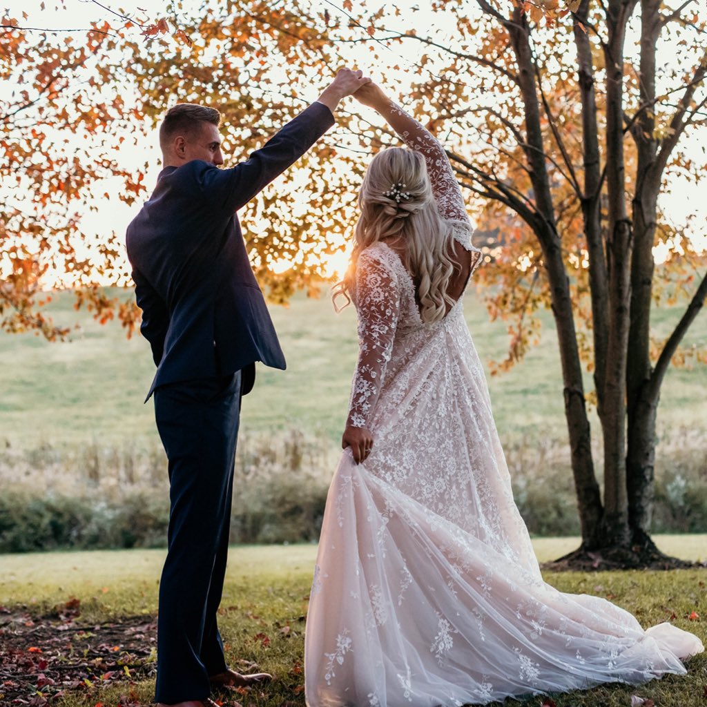 Kate Bush tweet media