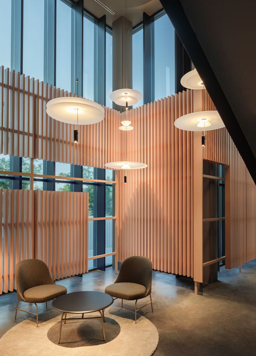 LEnvironments's tweet image. Featured on The Edit- Lighting Solutions with #Vibia is Flamingo XXL: Flying Through Space. Check it out! #VibiaMiles #LightingEnvironments