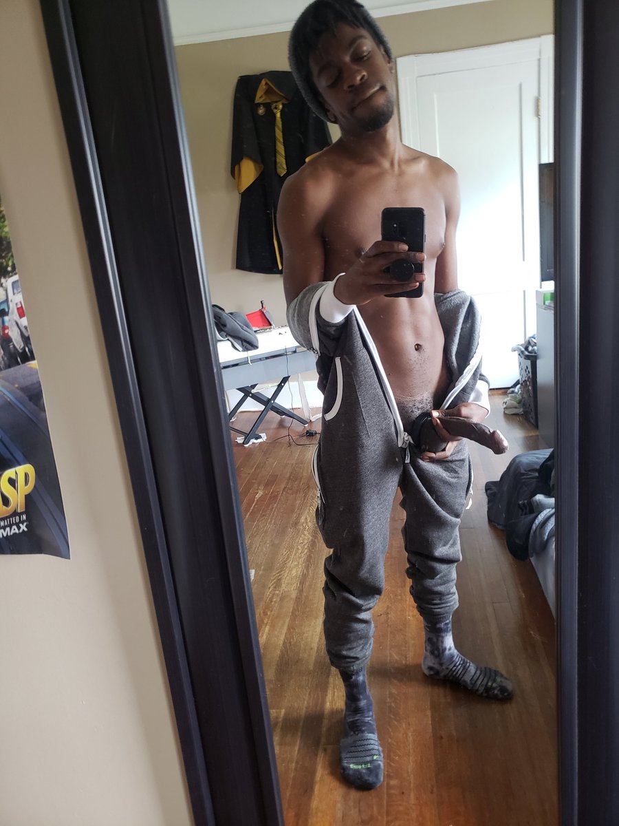 Sboys_thot's tweet photo. #bbc #gaydick #bigdick #top #bod #sexy #blackdick #dulge #geyboy https://t.co/lwjCBsiTAm