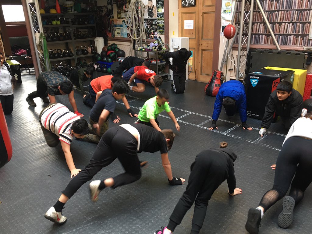 InnerCityBoxing's tweet photo. https://t.co/Bj6LtfCahB