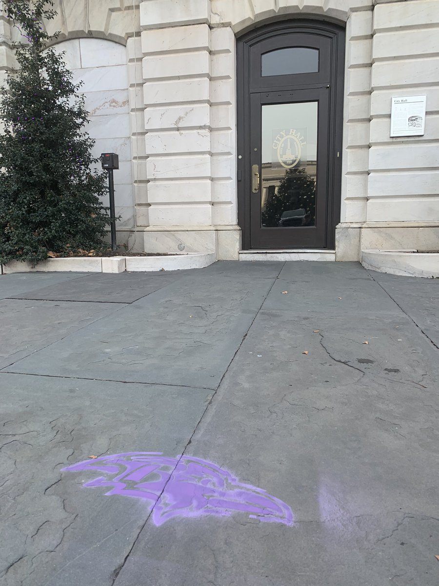 Ravens's tweet photo. We’re painting the town purple for the playoffs. 💜

#RavensFlock https://t.co/nPrjYsbEwT