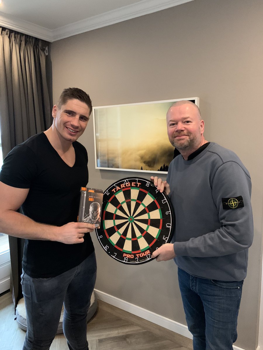 Raymond v Barneveld @Raybar180