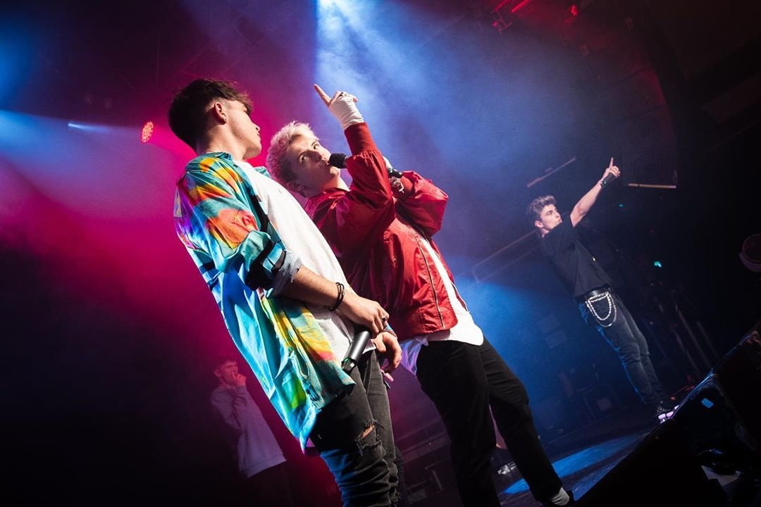 samantha_ARrt's tweet photo. ❤️"Never get so busy making a living that you forget to make a life"❤️
🌵🐝🙈🌞🥯☘️
@RoadTripTV @fovvs @RealRyeBeaumont @lpredictawyatt @sonnyDrobertson @harperthebagel @iamjackduff #randy #fovvs #rye #brook #sonny #harper #jack https://t.co/l2PgezRGlp