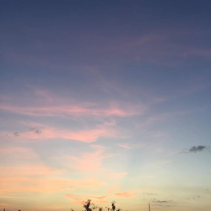 Thannarot_'s tweet photo. แต่ก่อนแชทเด้งจนโทรศัพท์ค้าง ตอนนี้แชทอ้างว้างนึกว่าโทรศัพท์พัง😂😭

#คำคม #แคปชั่น https://t.co/ev60oHmciA