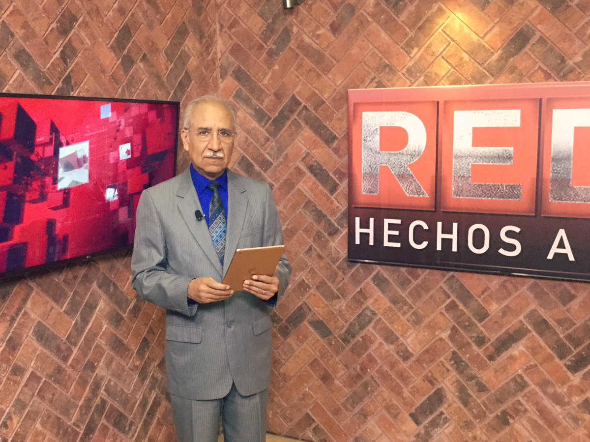 SuperChannel_12's tweet photo. ((EN VIVO)) en #RED12 Las Efemérides con Otto Schober @OttoSchober/ Centro de mensajes: 878 1 22 22 22/ Escúchenos también en la 96.7 FM. https://t.co/kqRyEA07Qj