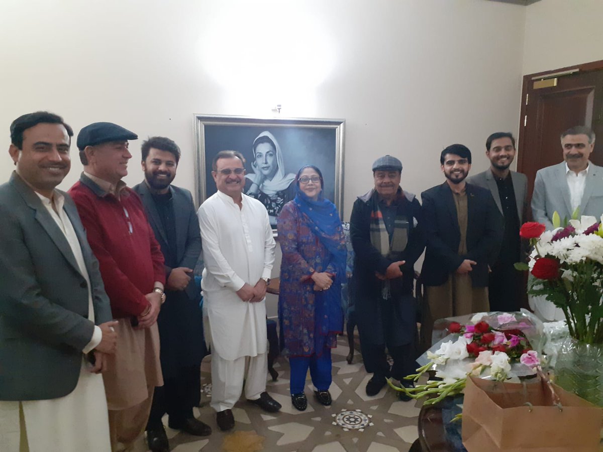 LalaMuradKhan's tweet photo. Today Met Iron Lady, Pride Of Sindh MPA Adi Faryal Talpur Sahiba At Zardari House Karachi. Congratulated Adi On Her Bail From Fake Cases. Such a Brave Woman She Is !
#AdiIsBack https://t.co/Itejw8sOSB