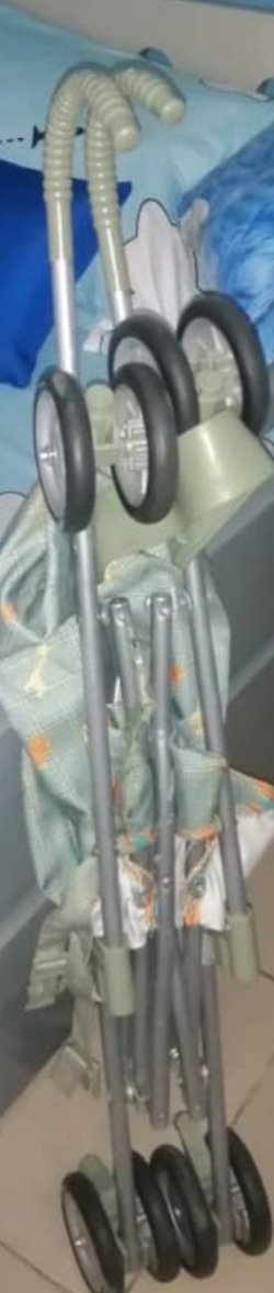 Oorejay's tweet image. @EGYPTAIR My baby's stroller was collected from me at the plane entrance from Cairo international airport om the 28th on board to Lagos. When we got to Lagos at the point of picking up my baggage they claimed it's didnt leave Cairo.