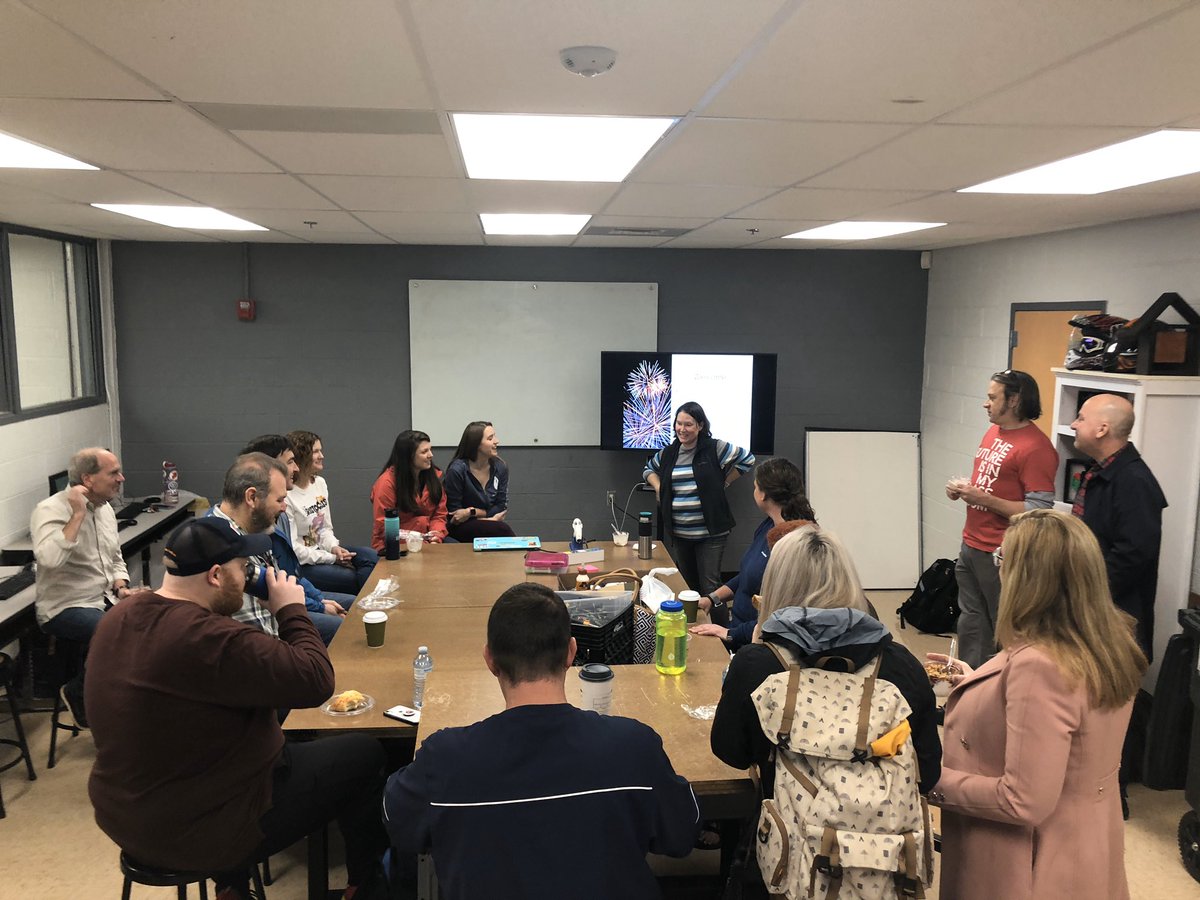 VW eLabs (@vwelabs) on Twitter photo <a href="/KristinBurrus/">Kristin Burrus</a> kicks off a wonderful day of innovative PD with the VW eLab Specialists at <a href="/HowardVWeLab/">The Howard VW eLab</a> <a href="/KristinBurrus/">Kristin Burrus</a> kicks off a wonderful day of innovative PD with the VW eLab Specialists at <a href="/HowardVWeLab/">The Howard VW eLab</a>