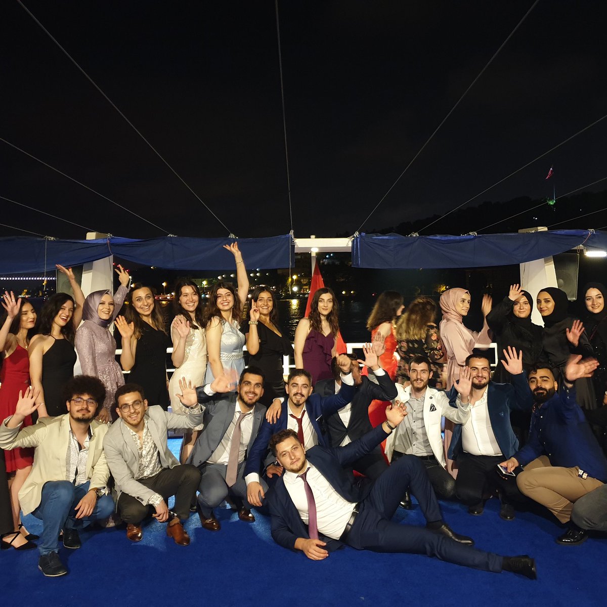 Teknede Mezuniyet balosu 

bogazdatekne.com/teknede-mezuni…