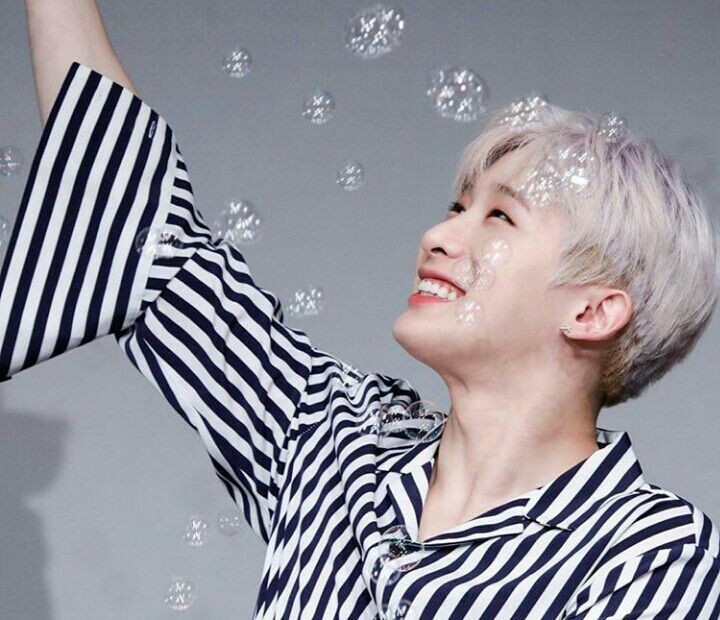 rensungcity's tweet photo. não vamos desistir, só preciso saber se você tá bem, se tem encontrado os membros...uma notícia e só, por favor se cuida e volta pra gente
#BringBackWonhoIn2020 #BringMonstaX7Back @OfficialMonstaX https://t.co/fXWZ8ugBcJ