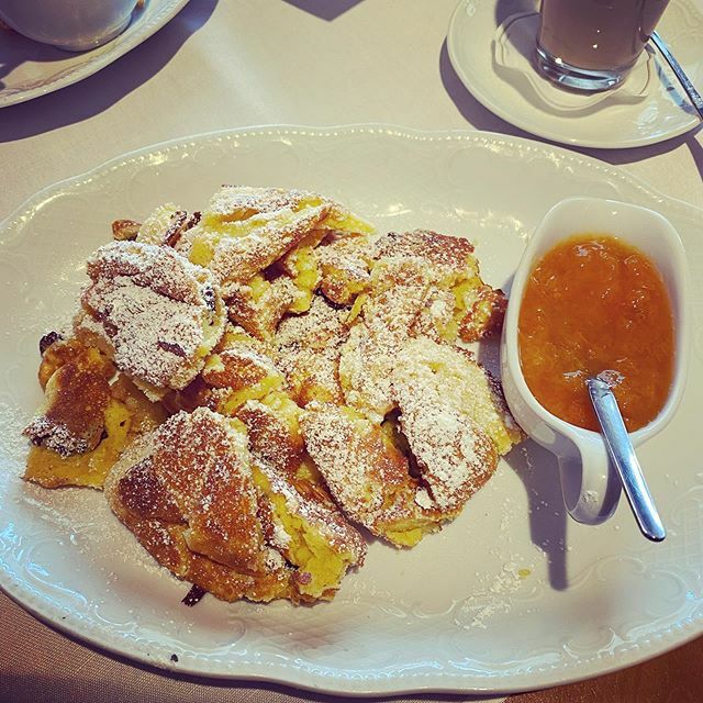 Cake time
.
Kaiserschmarrn with stewed apricots
.
And Coffee 🤩
.
#cake #kaiserschmarrn #coffee #coffeelover #sulzberg #happynewyear #holiday  #happy #qualitytime  #omg #thanksgod #lovelife #lovemylife #life  #happy  #instadaily #soexcited #instagood … ift.tt/2rUYYgQ