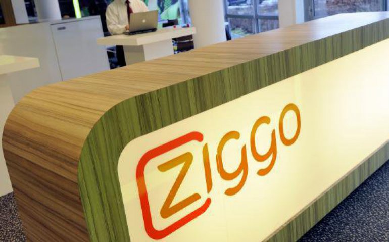 TotaalTV's tweet photo. “Wist niet dat Ziggo beschermde merknaam was” #Ziggo #ZiggoFM #radio #online #internet #internetradio #media via @TotaalTV https://t.co/mPjBon7Gfz https://t.co/qD5mW8ccnl