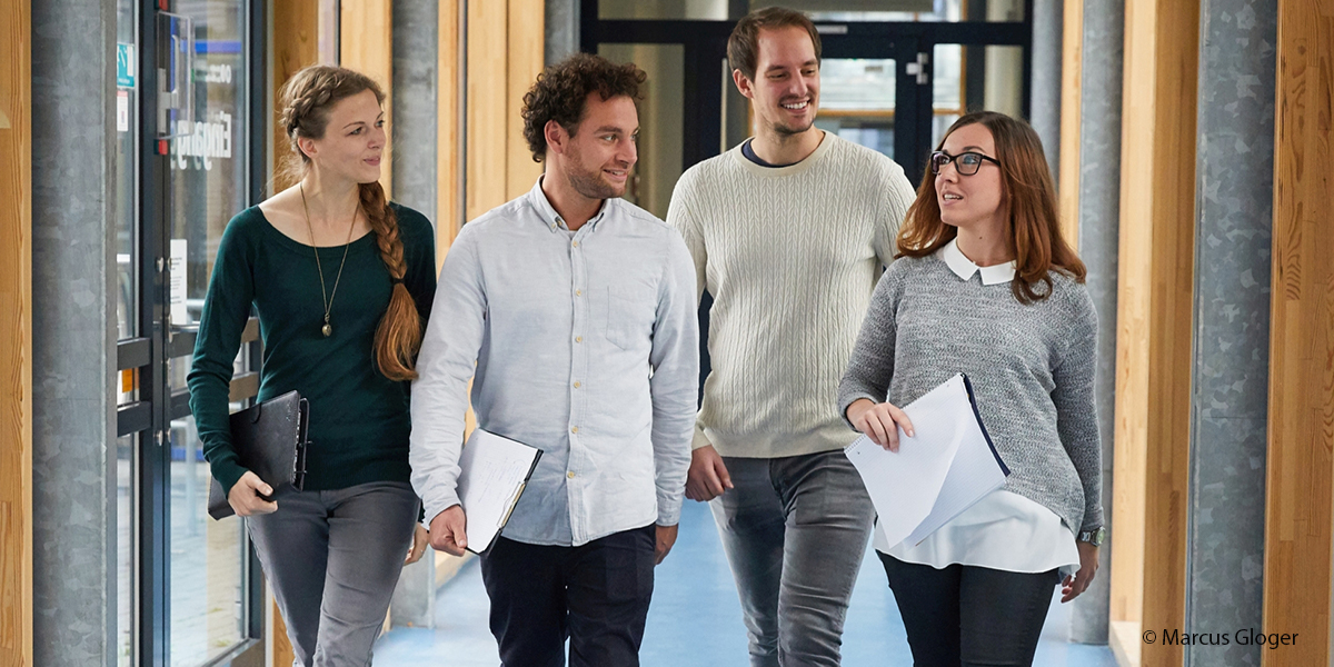 Am 24. März beginnt die nächste Online-Bewerbungsphase zum @aufstiegsstip für Berufserfahrene. Informieren können sich Interessierte bereits ab dem 7. Januar bei bundesweiten Hochschulaktionen. Dort erzählen StipendiatInnen über ihre Erfahrungen 👉 ow.ly/vPx650xLxYW