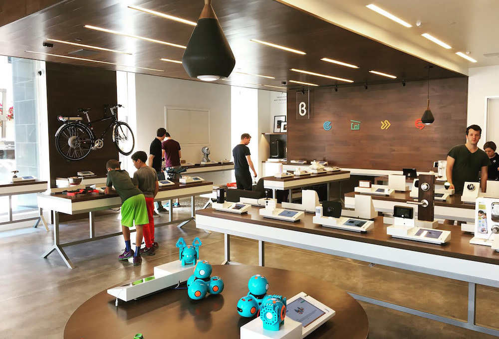 If you are craving more after the #summits, events and marketplaces, find out when our after parties, luncheons and intimate gathers are for an exclusive CES experience!

livingindigitaltimes.com